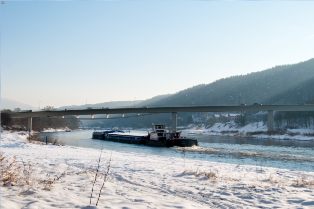 Elbbrücke winter