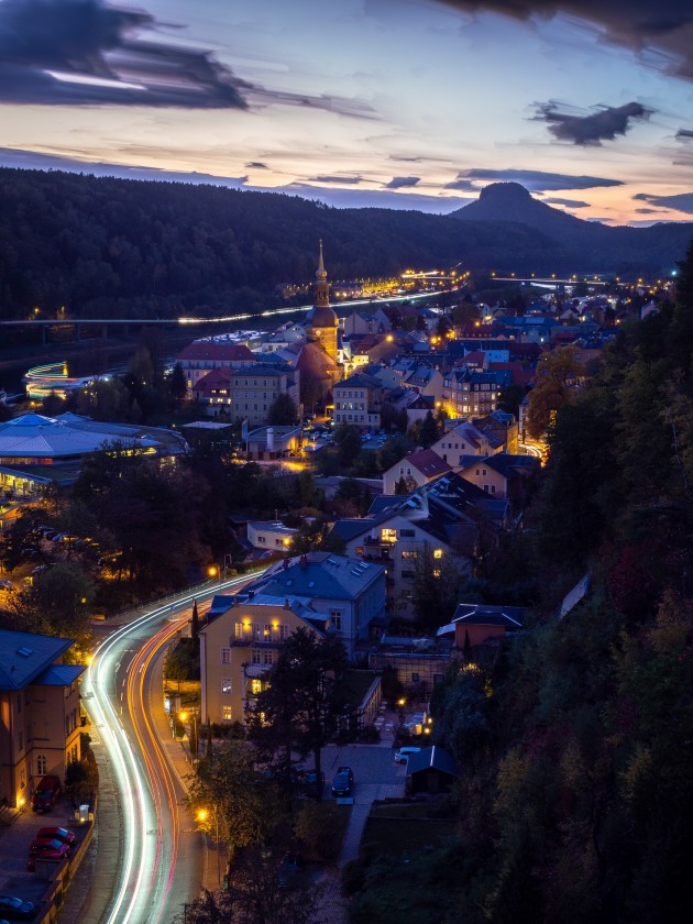 Blick auf Bad Schandau am Abend